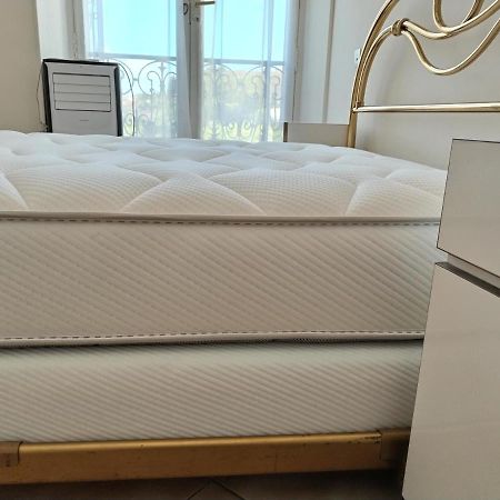 Winter Palace 칸느 외부 사진