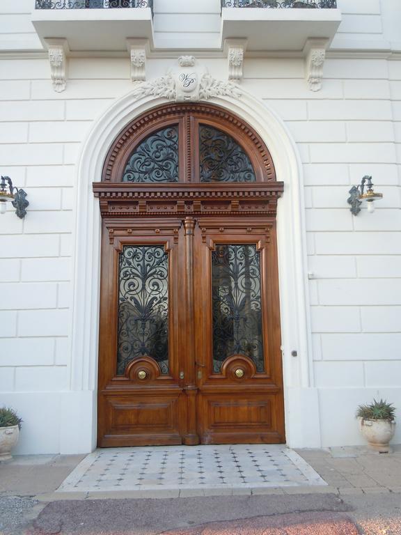Winter Palace 칸느 객실 사진